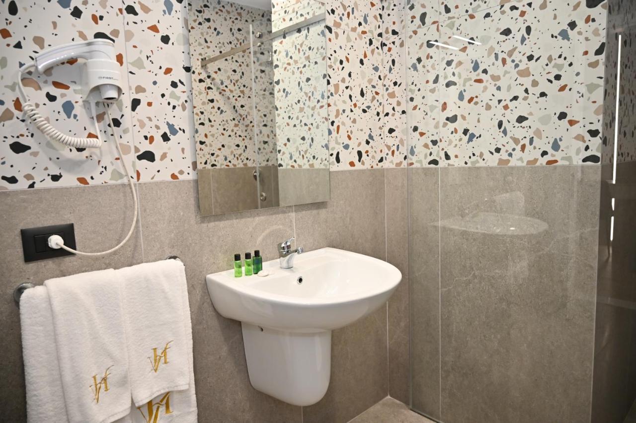 Hotel Vino Драч Екстериор снимка