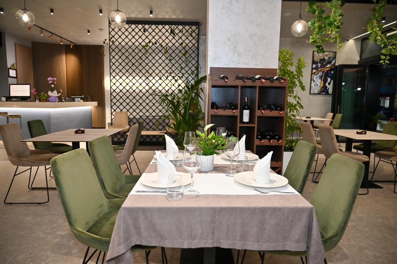 Hotel Vino Драч Екстериор снимка